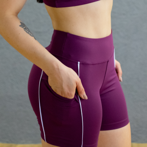 Shorts Fit Cintura Alta Frizo Laterais