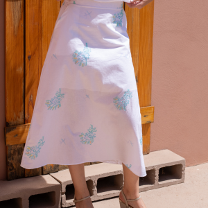 Saia Midi Branco Bordado