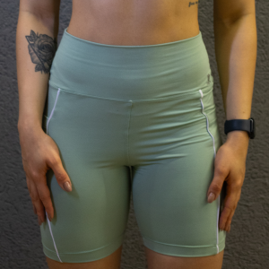 Shorts Fitness c/ Bolsos Laterais